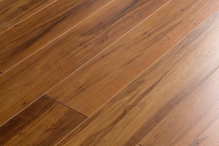 Laminated Flooring 3118-3