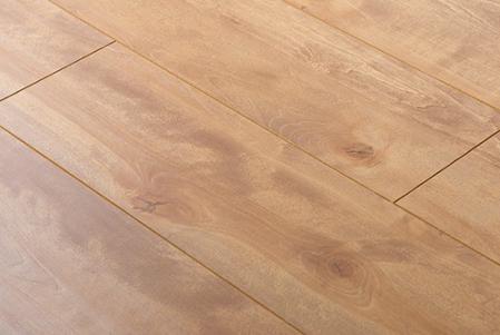 Laminated Flooring 1018-3