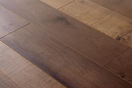 Laminated Flooring 93063-6